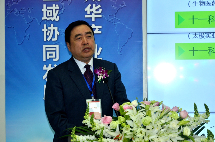 18-信息產(chǎn)業(yè)電子第十一設(shè)計(jì)研究院科技工程股份有限公司董事長兼黨委書記趙振元做演講.jpg